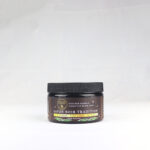 Application du savon noir exfoliant corps argan bio sur la peau