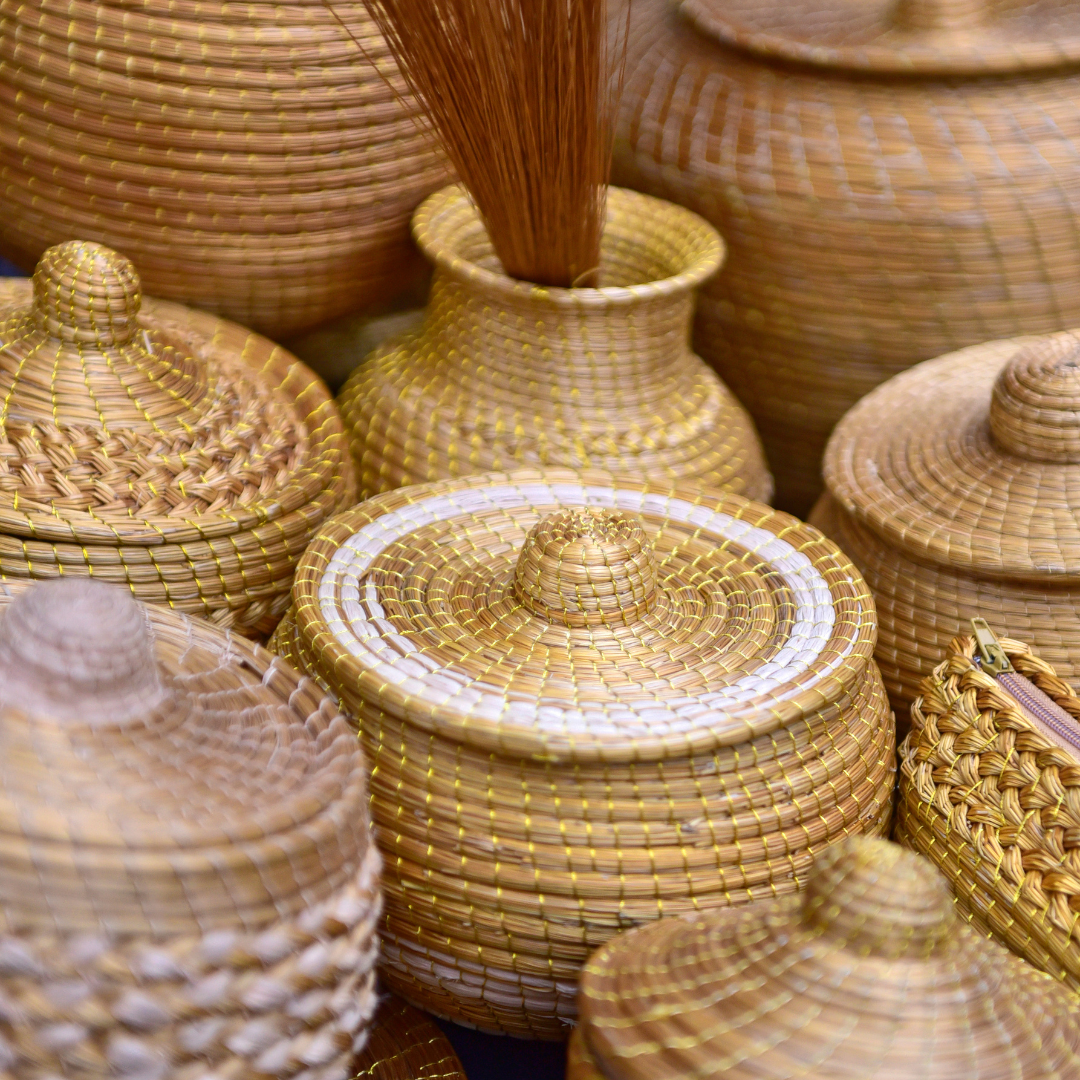 Panier en osier artisanal Cocoon d'Orient - Accessoire élégant pour rangement et décoration, fait main, durable et écoresponsable.